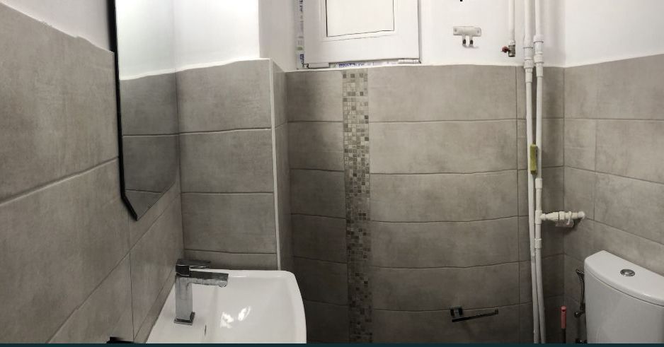 Ap de vanzare 3 camere Tomis 3 - Poză 1