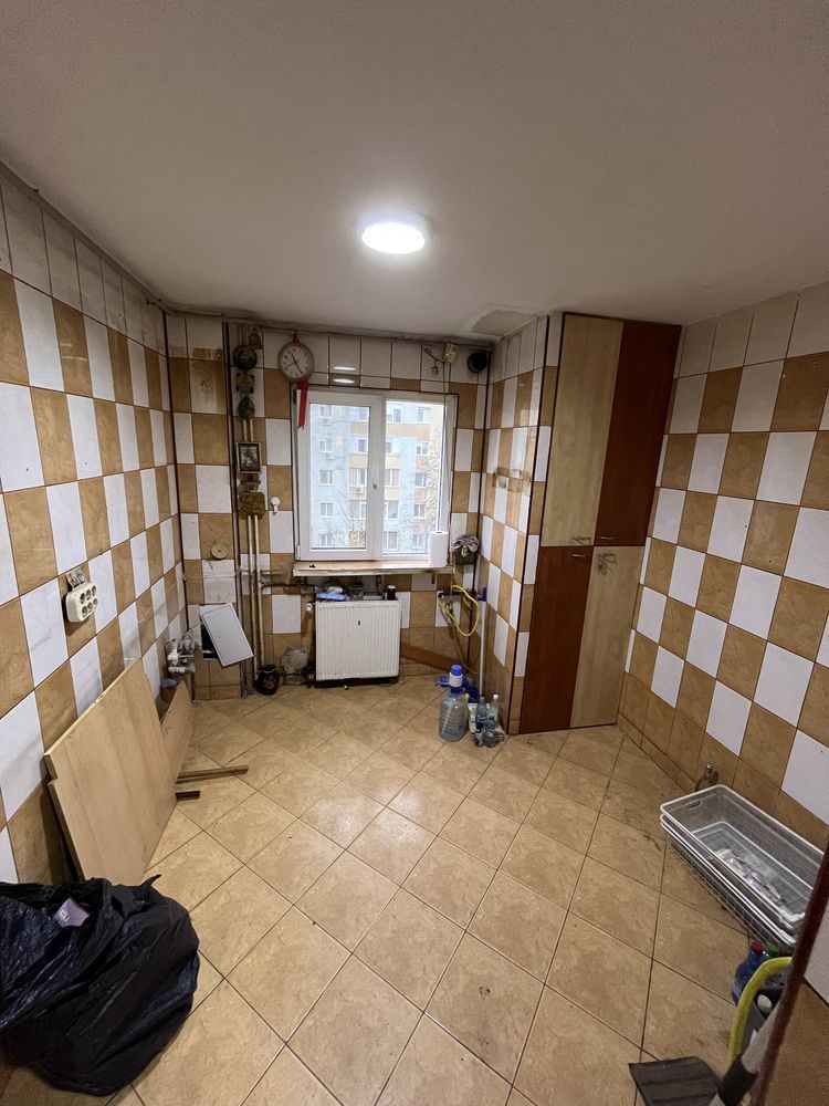 Apartament  4 camere de vanzare Apusului - Poză 4