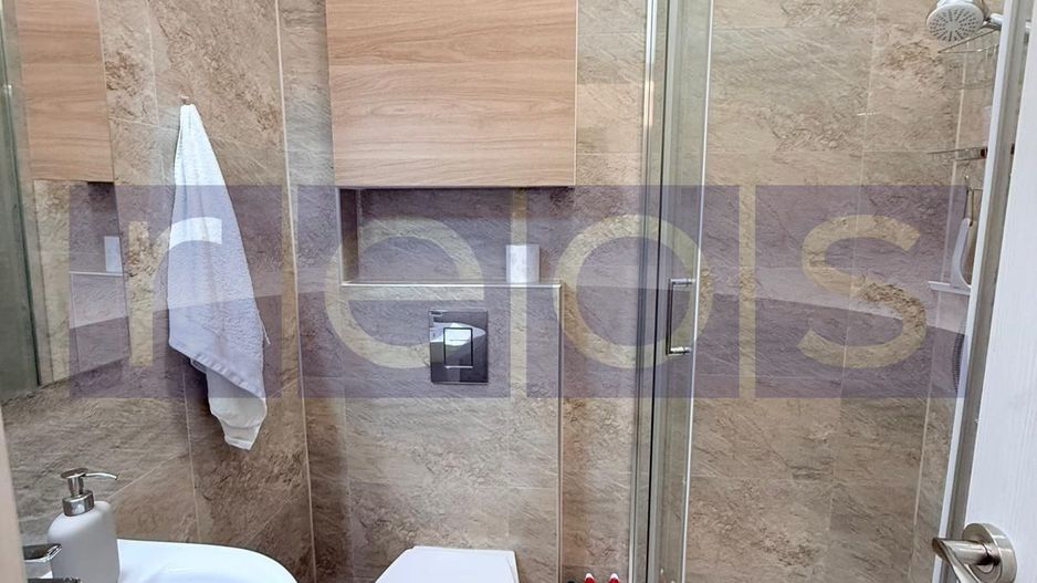 DE VANZARE 2 CAMERE IN VILA P+2 + BOXA + 2 BAI - CENTRALA - VICTORIEI - Poză 5