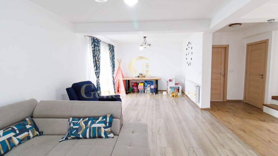 Casă de vânzare în Bod (lângă Brașov) – complet mobilată - Poză 11