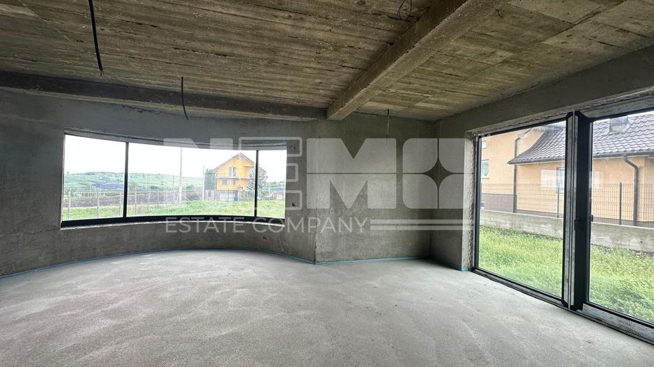 CASĂ LA GRI DE VÂNZARE ÎN MOARA NICA, SUCEAVA | 200.000€ - Poză 4