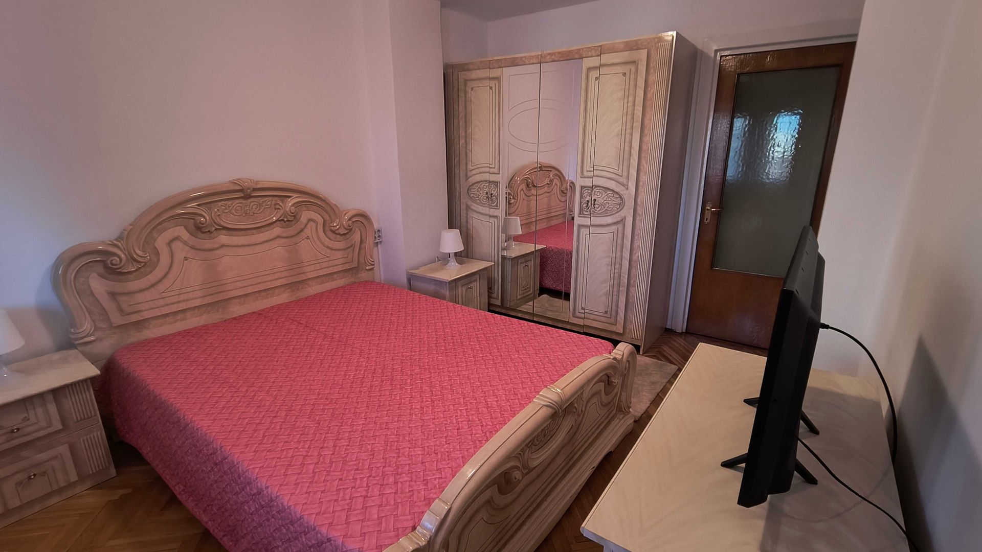 De inchiriat - Ap 4 camere - Piata 1 Mai/Ion Mihalache- Kiseleff - Poză 2