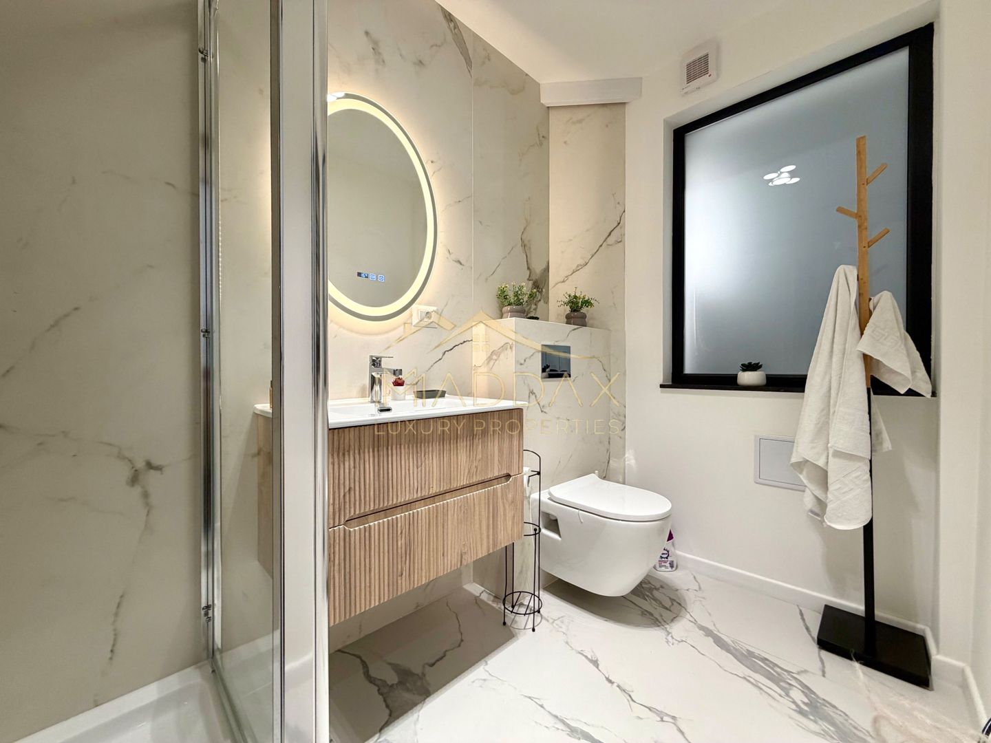 Studio *mobilat complet* // Piata Amzei - Poză 17