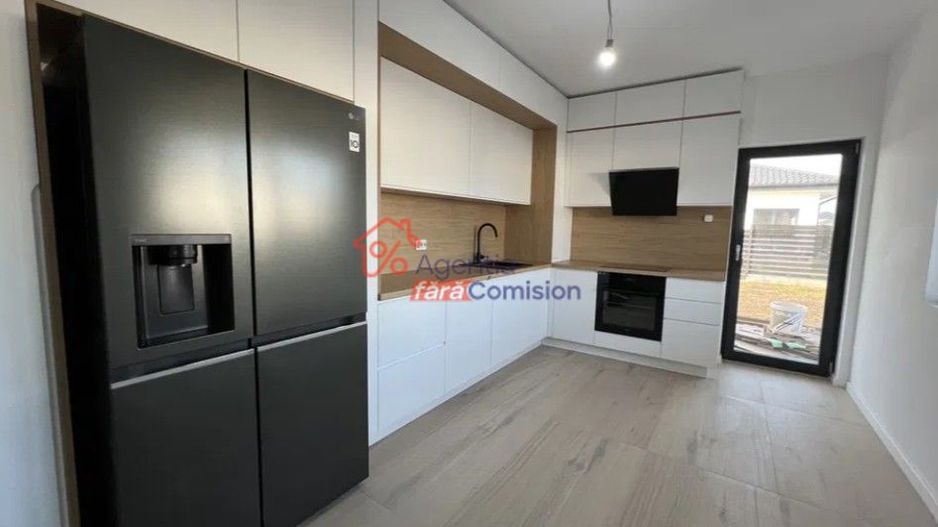 Casa la sol, 108mp utili, 155000 euro, Miroslava-Voinesti - Poză 1