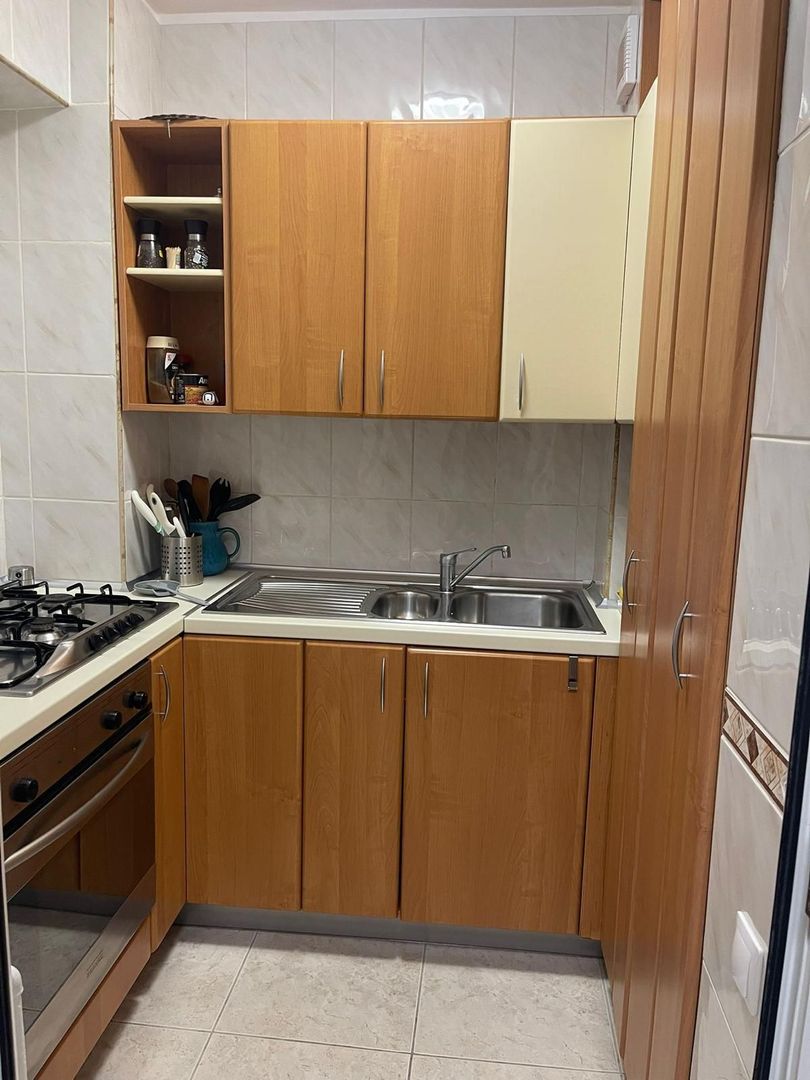 Închiriez apartament 3 camere, modern, spațios, Piața Alba Iulia , AC - Poză 6