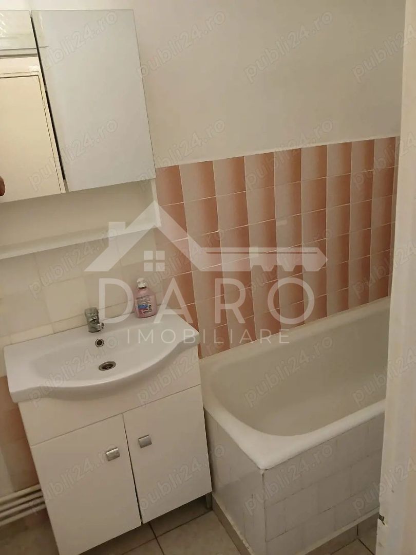 Apartament 1 camera FOARTE SPATIOS - Poză 4