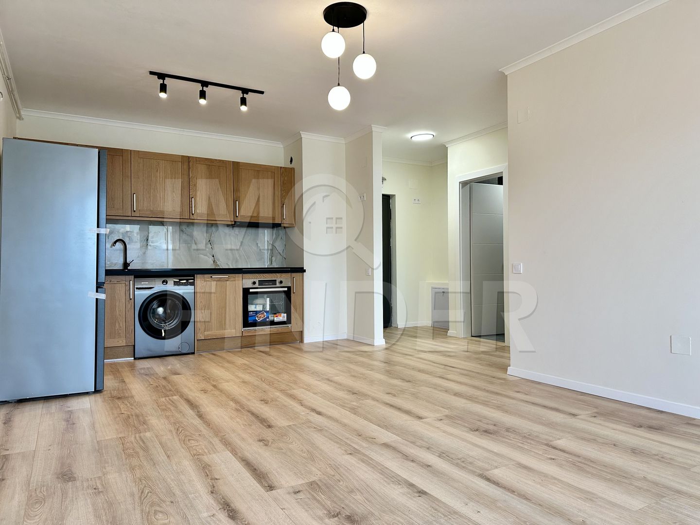 Vanzare 2 camere Floresti, IMOBIL PREMIUM, zona centrala cu CF - Poză 5