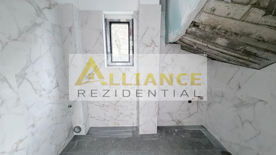 Casa Individuala - 5 camere - 3 bai - 400mp - Poză 11