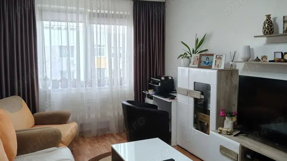 De vanzare Apartament 2 Camere Sebastian sector 5 - Poză 1