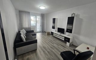 Apartament 3 camere 1978 77mp reabilitat centrala proprie - Poză 1