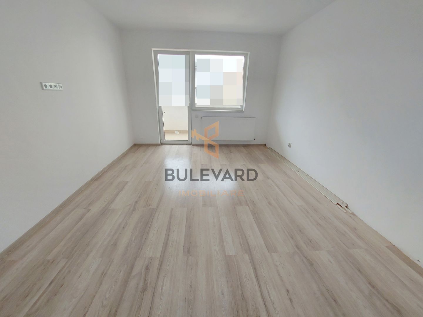 Apartament cu 2 camere decomandate in zona Piata Floresti! - Poză 2