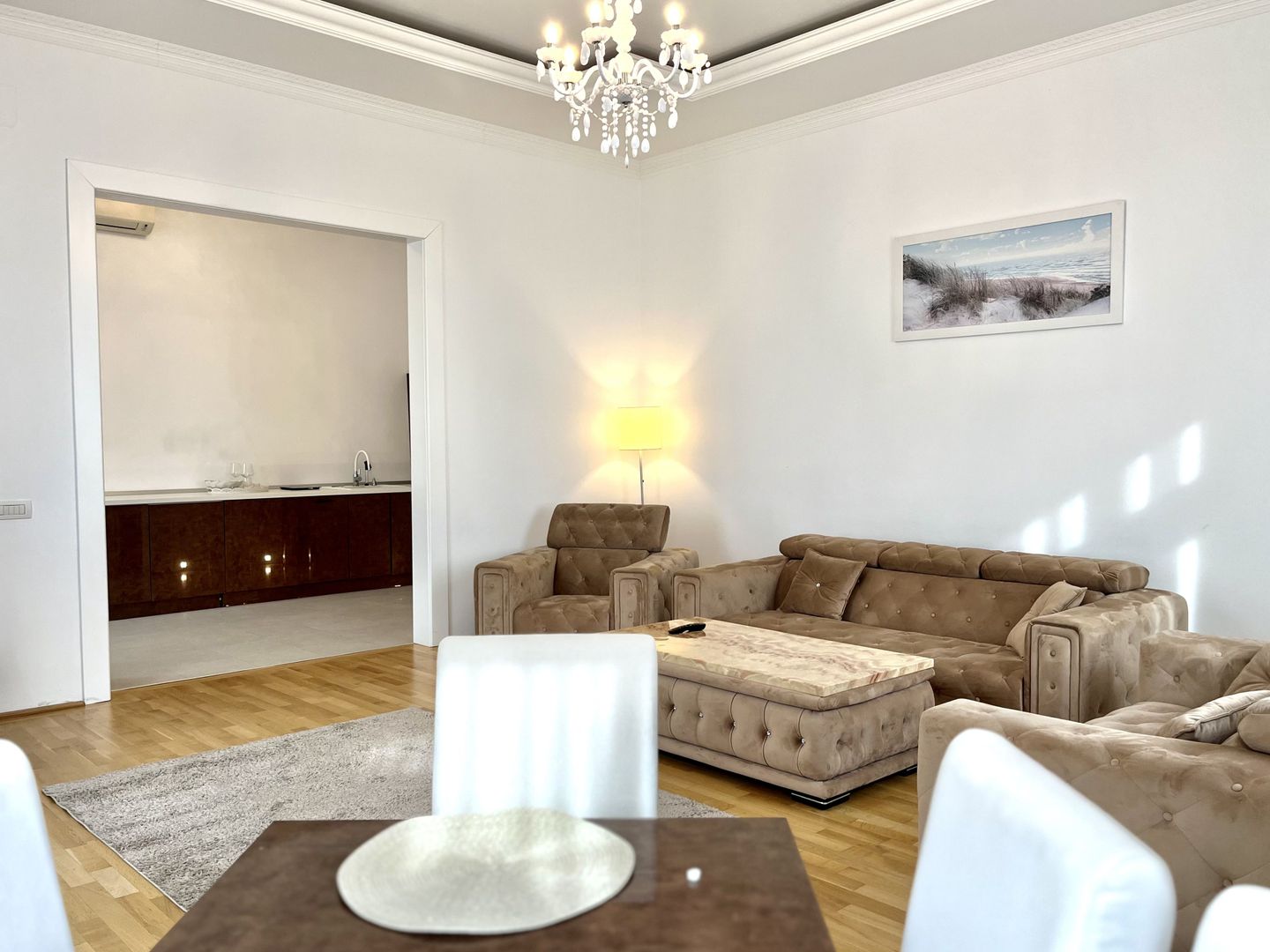 Apartament 3 camere, elegant si spațios, lângă parc, zona Centrala - Poză 5