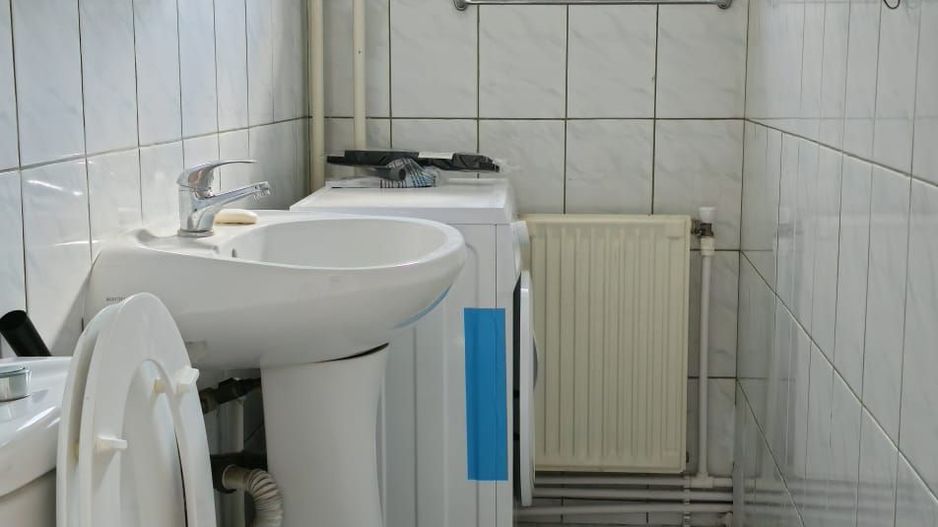 De inchiriat apartament spatios, zona Garii, et. 3, 490 euro negociabil - Poză 18