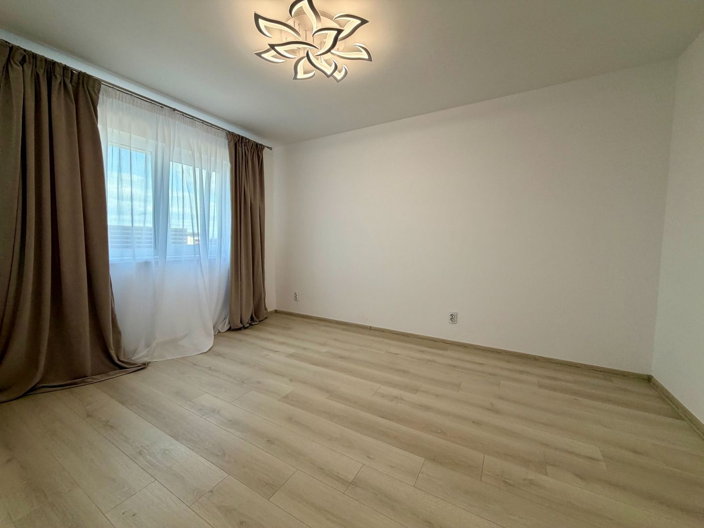 Casa Sanpetru pe parter | Teren 500 mp - Poză 13
