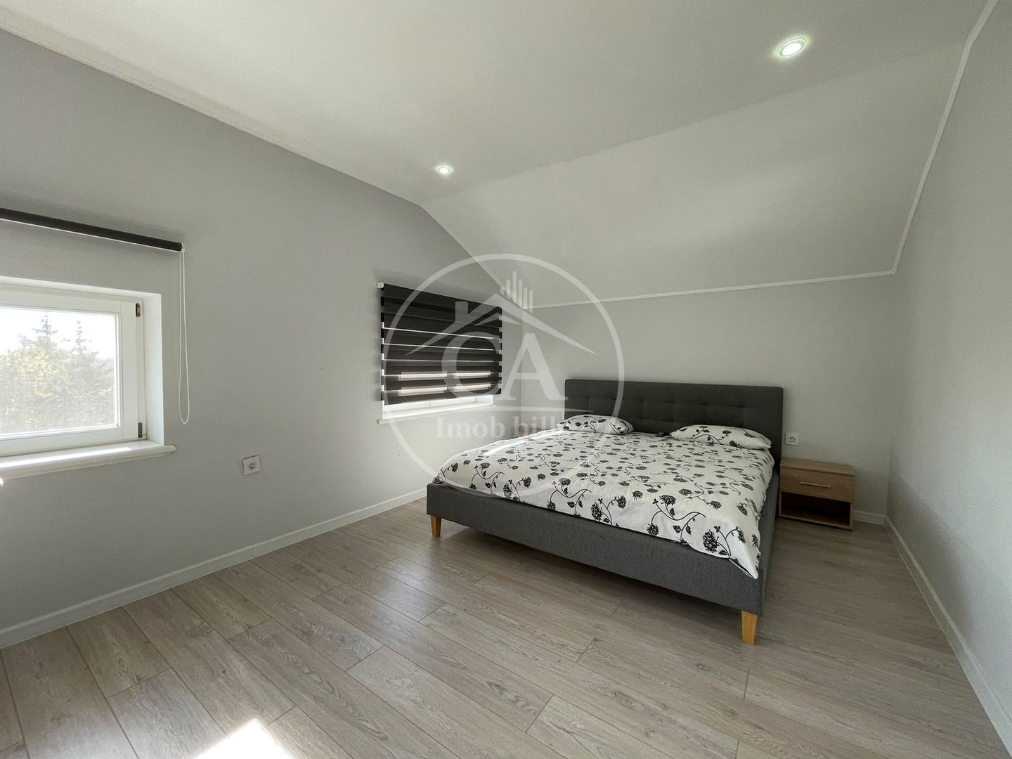Casa de vanzare cu 10 camere in Santandrei, Bihor - Poză 18