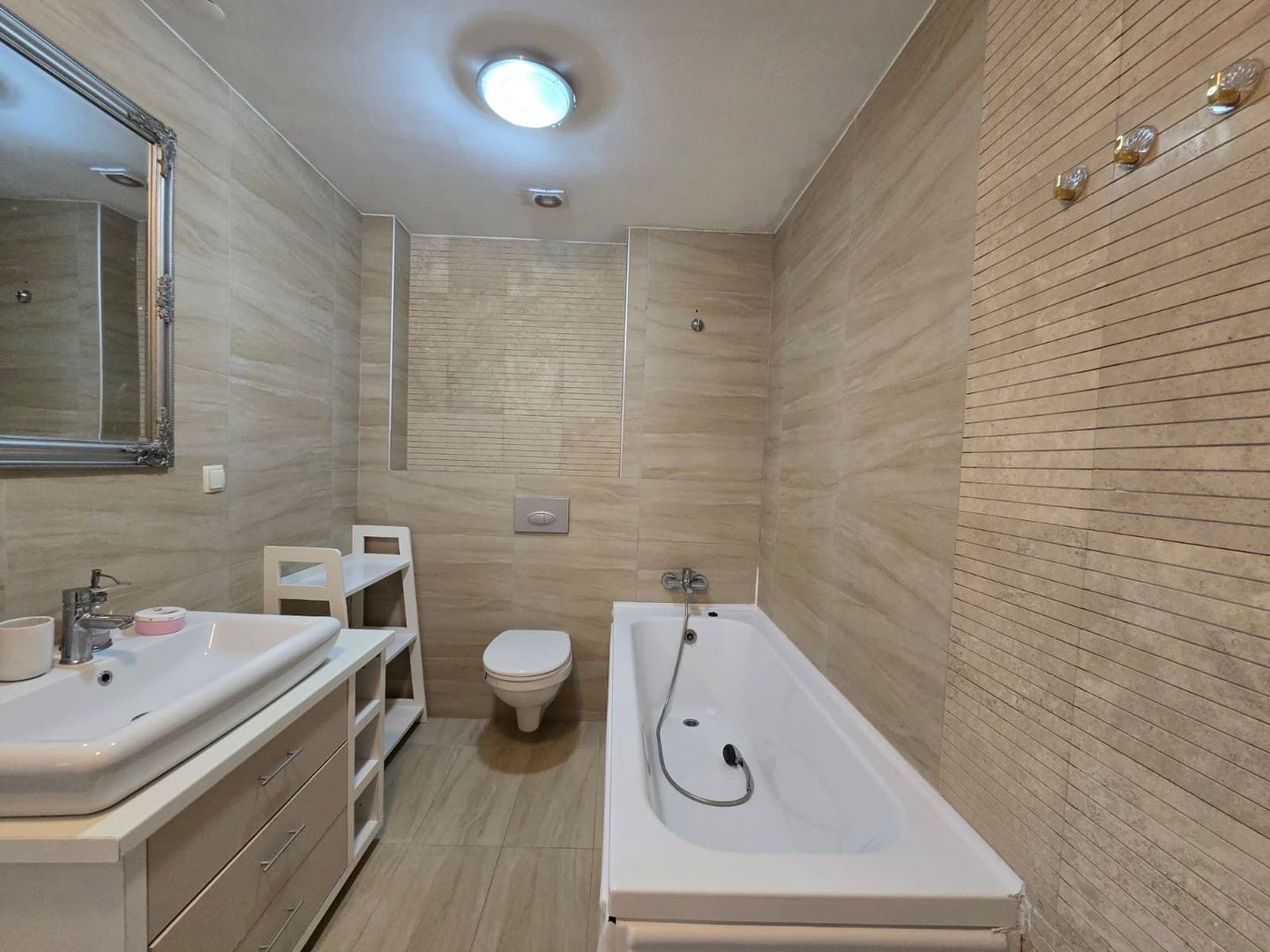 COSMOPOLIS - Apartament cu 2 camere tip studio, mobilat si utilat. - Poză 9