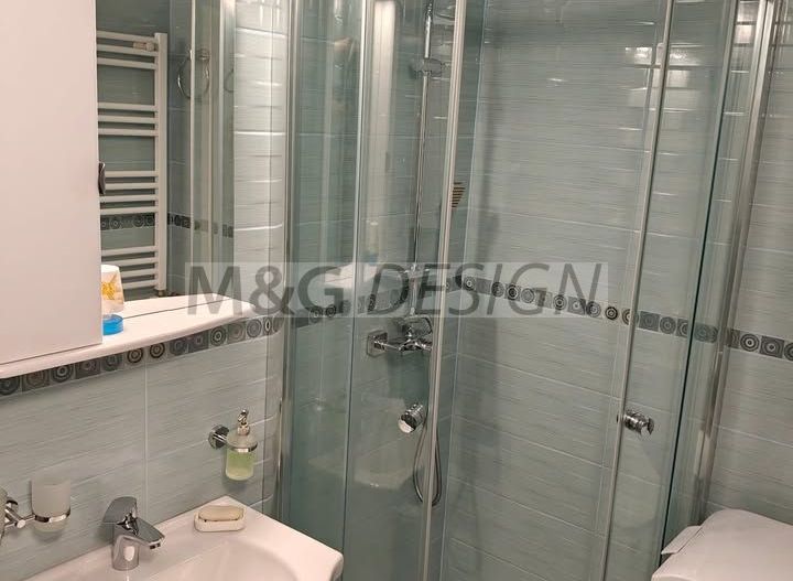 Semicentral - Gh Lazar 2 camere decomandat renovat - Poză 5