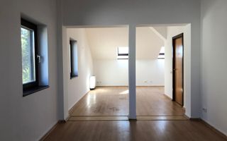 Vila 6 camere cu iesire la lacul Baneasa teren 317 mp - Poză 10