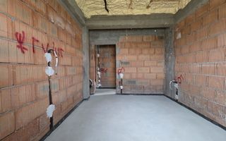Vilă individuală în Tunari – 5 camere, curte privată - Poză 28
