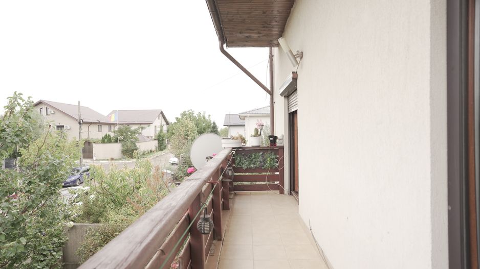Apartament De 3 Camere Cu Gradina Mobilat Si Utilat - Poză 3