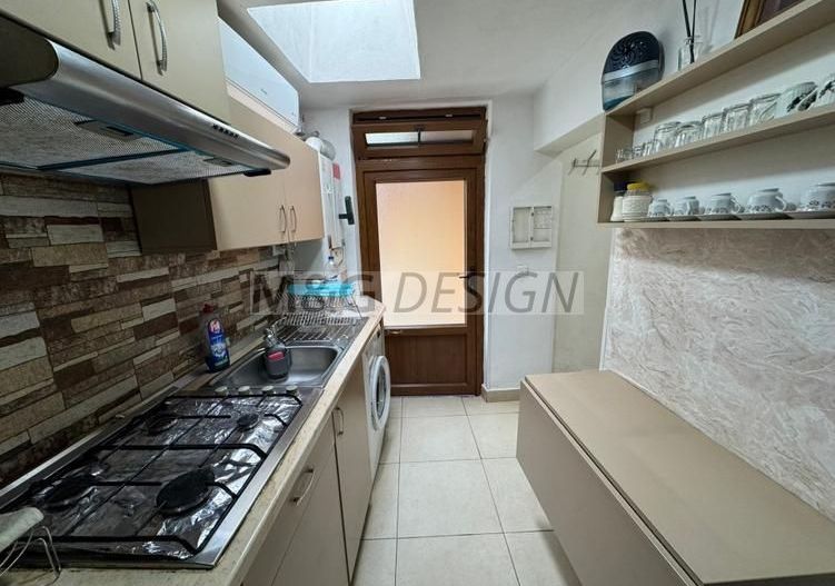 Apartament curte comuna zona Fabric - Poză 2