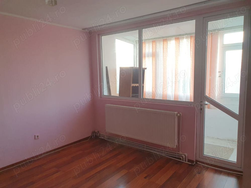 Apartament 2 camere, semidecomandat, Tiglina 1 - Poză 1