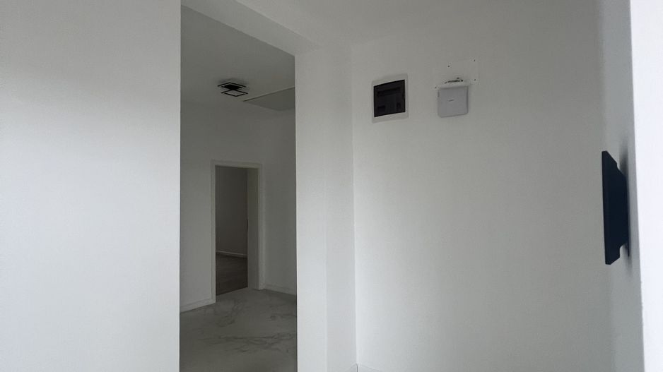 Duplex modern cu finisaje premium - Poză 3