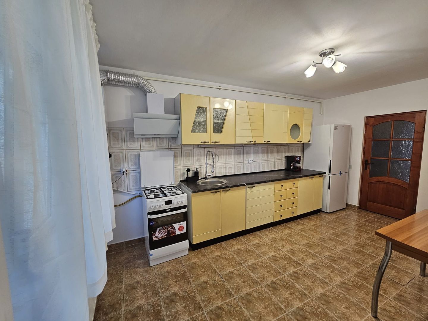 Apartament 4 camere de închiriat | Garaj + Parcare | Zorilor - Poză 12
