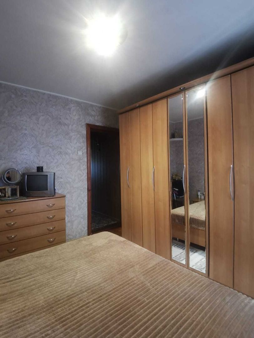 Vând Ap 4 camere centru - Poză 7