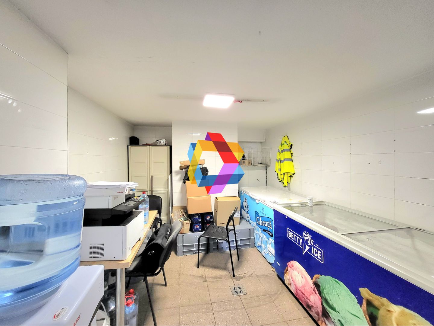 Spațiu comercial cu terasă - 350 mp - Poză 6