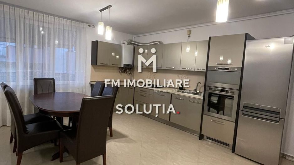 Apartament de inchiriat 3 camere elegant  –  zona Hotel Europa - Poză 1