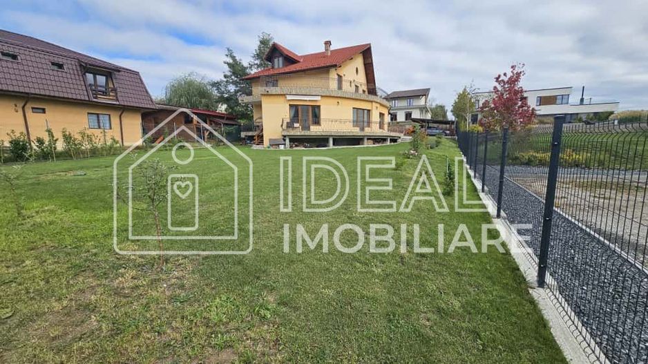 Casă deosebită, cu 5 camere, cu teren de 1132 mp – Cisnădioara - Poză 26