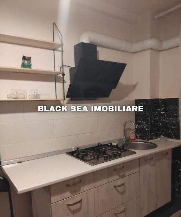 De vanzare Apartament 2 camere zona Centrala - Bloc cu lift - Poză 5