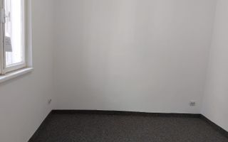 URGENT!, parter vila,INTRARE SEPARATA, CURTE, PARCARE, BIROU/COMERCIAL - Poză 2