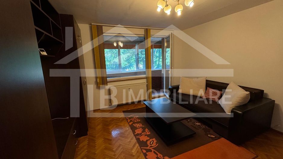Apartament cu 2 camere, 50mp, decomandat, Zona Fortuna - Poză 2