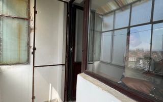 vand apartament 2 camere zona Crihala - Poză 6