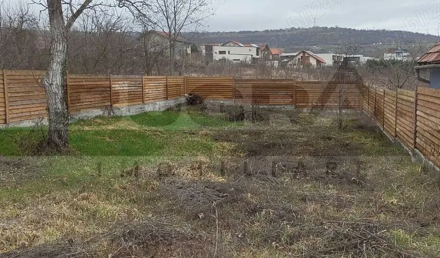 Casa de vanzare,  zona linistita, Dambu Rotund - Poză 2