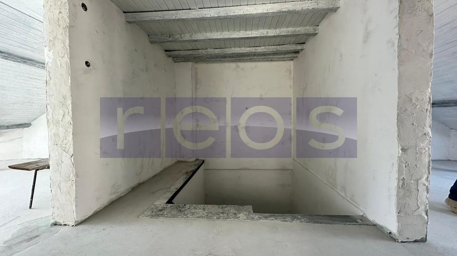 Vila 4 camere | Curte |  Zona Barbu Vacarescu  | Loc de parcare | - Poză 34