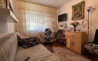 Apartament cu o cameră de vânzare in zona Rogerius, Oradea - Poză 4