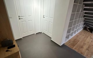 Apartament 4 camere 117 mp utili 2 bai si parcare privata in Selimbar - Poză 11