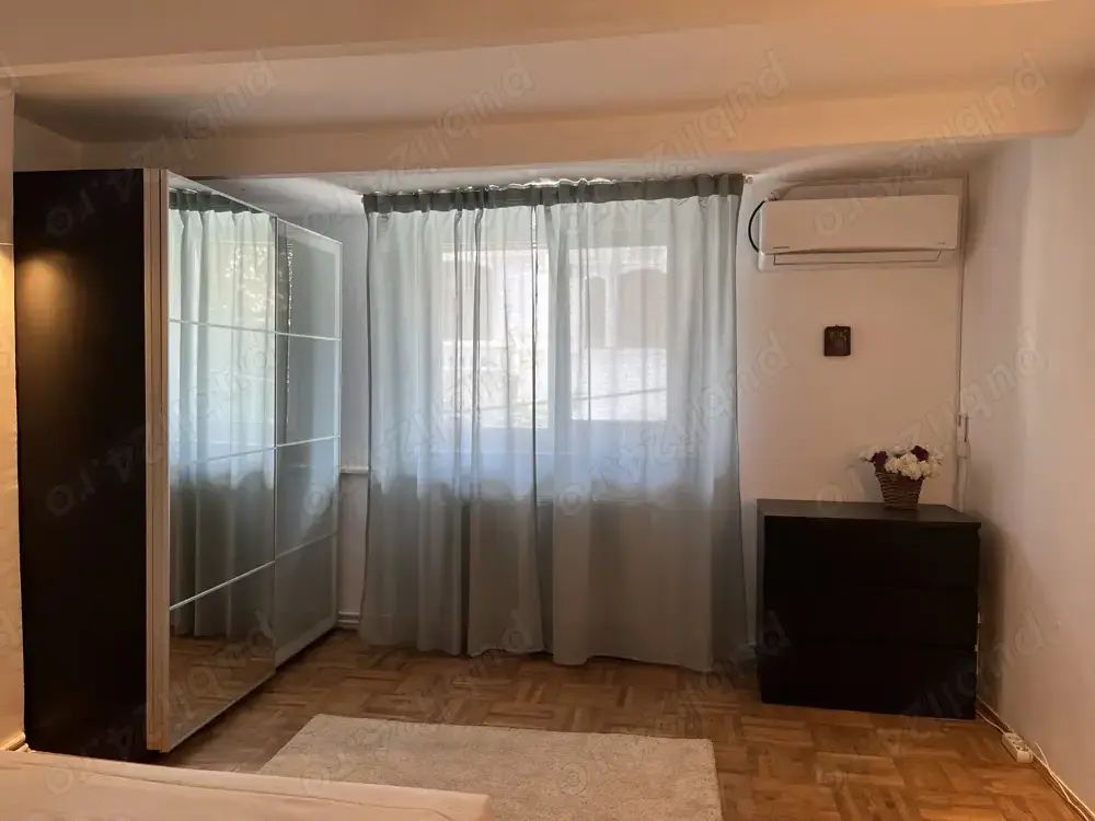 De inchiriat apartament 2 Camere Romana - Poză 2