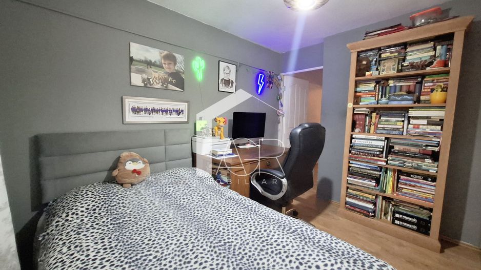 Apartament cu 2 camere, semidecomandat, zona Paltinis - Poză 10