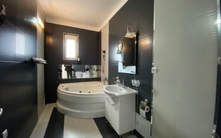 Apartament 2 camere confort sporit cu terasa 50 mp Zorilor / Europa - Poză 10