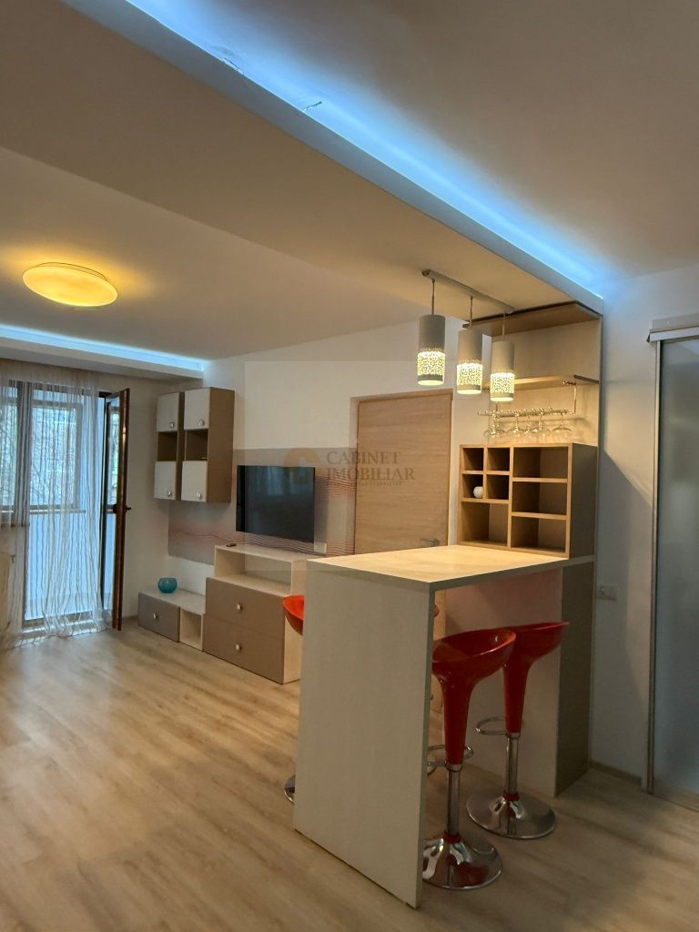 2 Camere - 50MP | Etaj 1/10 | Renovat | Drumul Taberei - Favorit - Poză 1