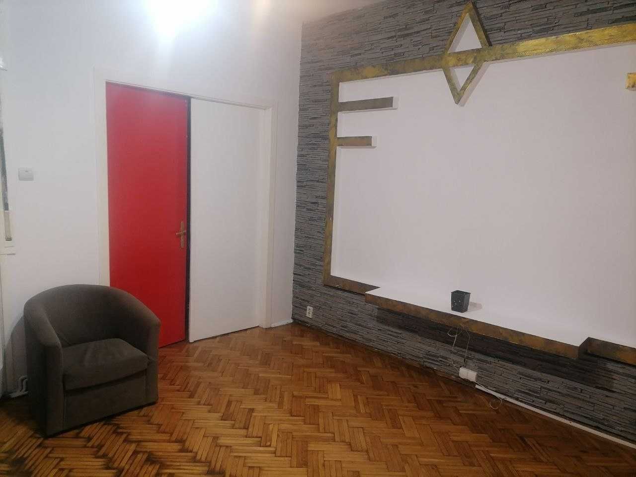 ageuropa.ro închiriaza apt. 3 cam. RENOVAT etaj 2 Calea Victorie 70mp. - Poză 7