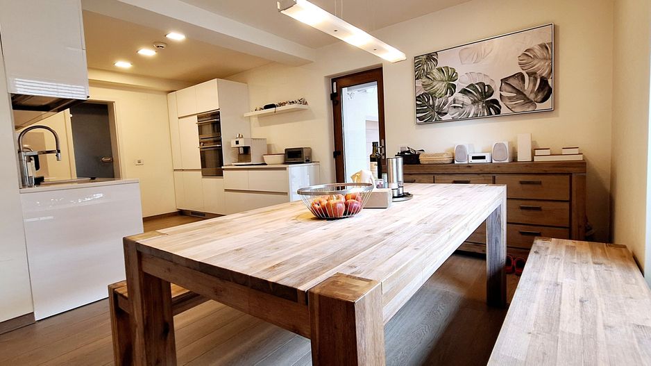 Casa eficienta energetic cu piscina in Giroc - Poză 10