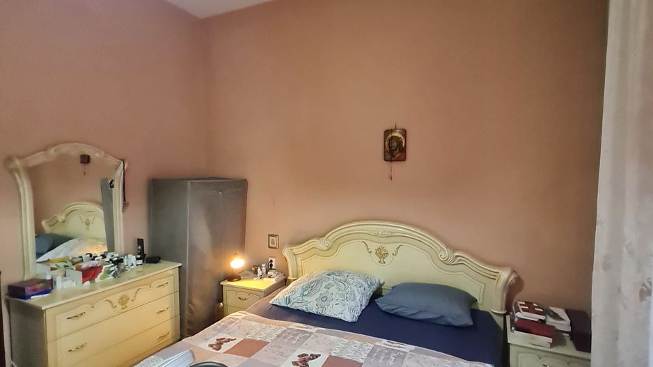 Vila generoasa,destinatii multiple - Poză 29