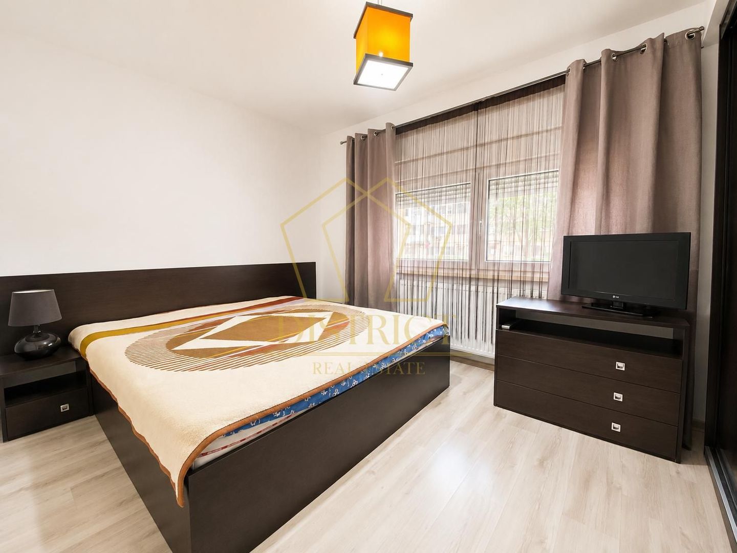 Apartament cu 3 camere | Spitalul Judetean - Poză 6