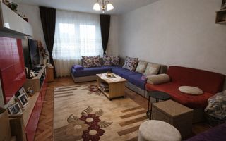 Apartament 3 camere spațios zona Tudor (Sârguinței) - Poză 1