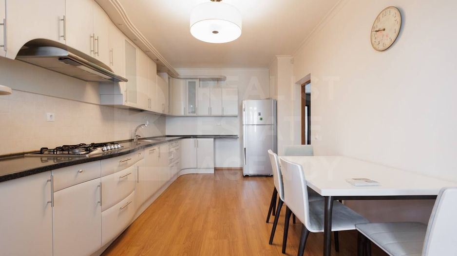 Chirie, apartament cu 4 camere, str. Petru Movilă, sectorul Centru - Poză 7